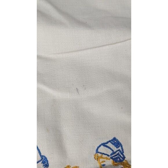 Vintage Handmade Cross Stitched Linen Tea Towel Dutch Dancers - Picture 4 of 4